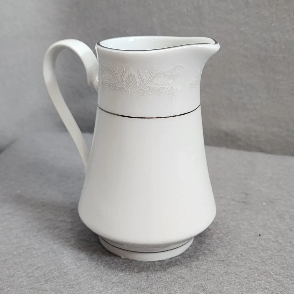 Crown Ming Creamer White‎ Jian Shiang Silver Rim Fine China Pitcher Small 5in
